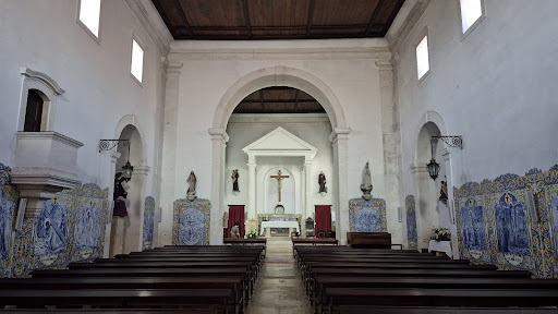 As melhores Igrejas em Ourém 16 Igreja Matriz Nossa Senhora da Piedade
