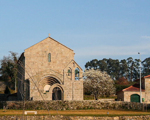 Igreja Paroquial de São Pedro de Ferreira