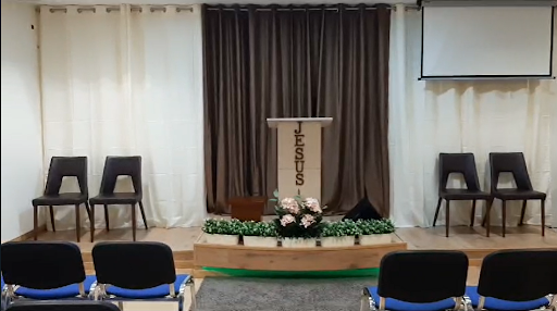 Igreja Assembleia de Deus Ministério restauração - A Igreja do Ombro Amigo