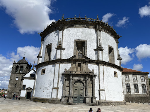Igreja do Mosteiro da Serra do Pilar