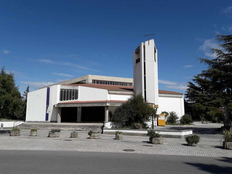 Santarém 8 As Melhores Igrejas em Rio Maior