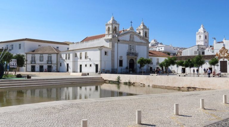 Faro 4 As Melhores Igrejas em Lagos