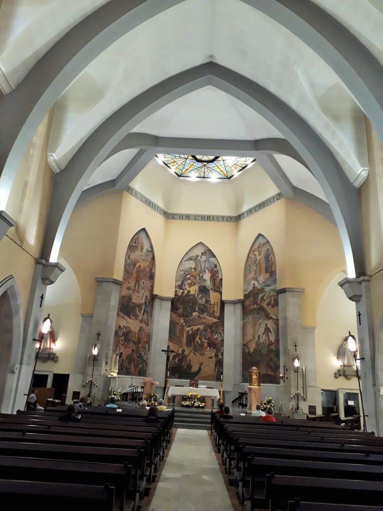 Igreja de São João de Deus: Arquitetura Barroca e História Religiosa em Portugal