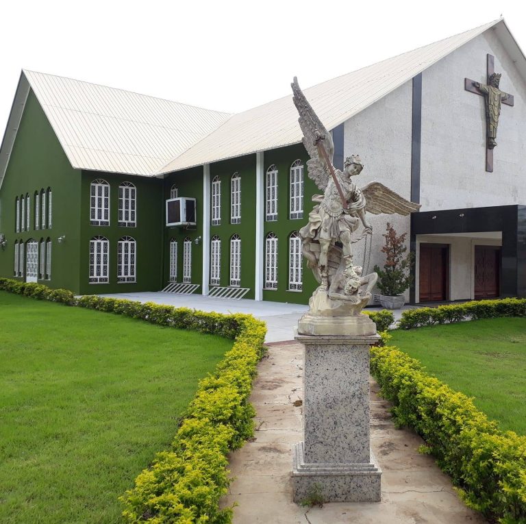 Igreja Paroquial de Cristo Rei