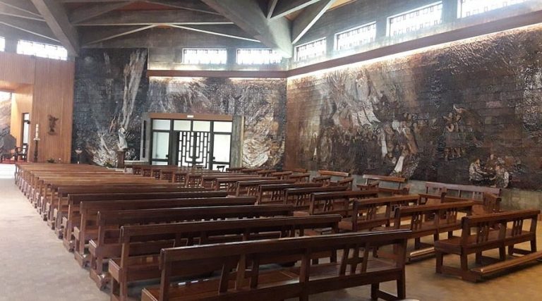 Igreja Nova de São Miguel de Arcozelo