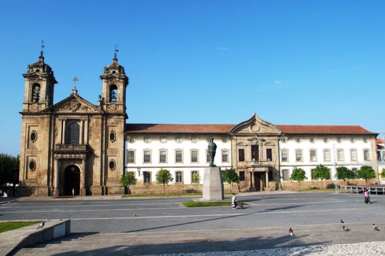 Igreja do Pópulo