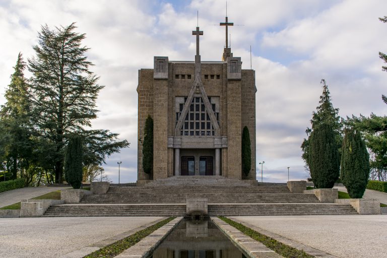 Santuário de Nossa Senhora do Carmo da Penha