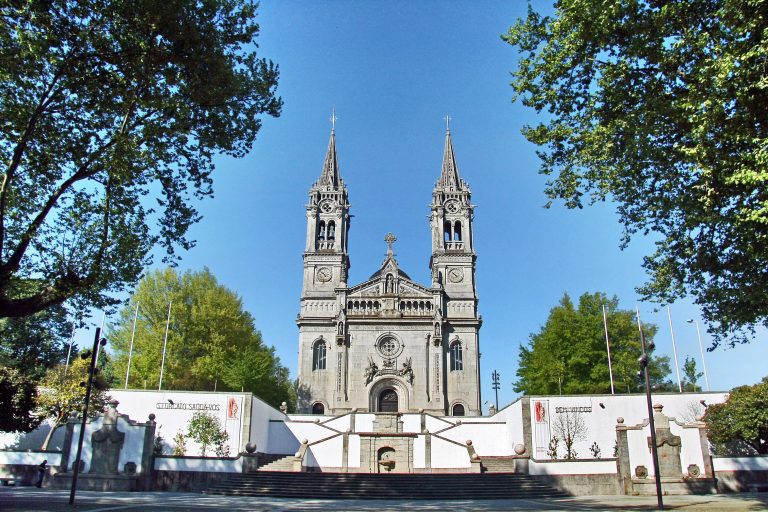 Basílica de São Torcato